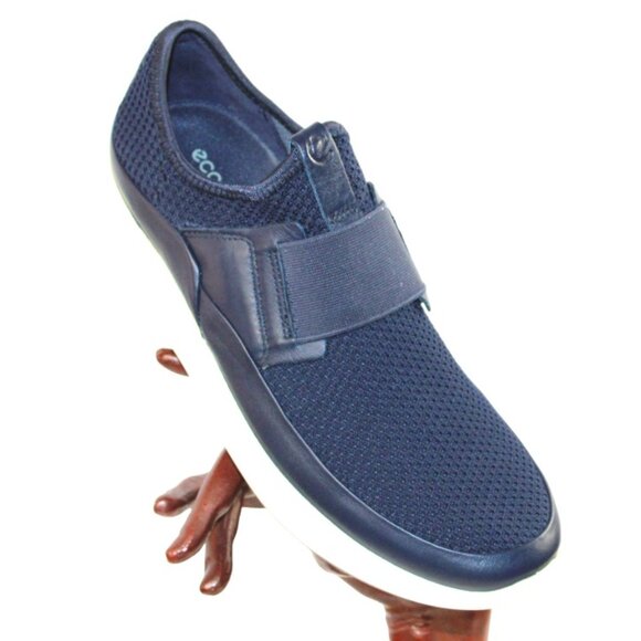 Ecco Soft 7 Danish Design Dark Blue Woven Casual Slip On Sneaker, Size 8 - Picture 2 of 8